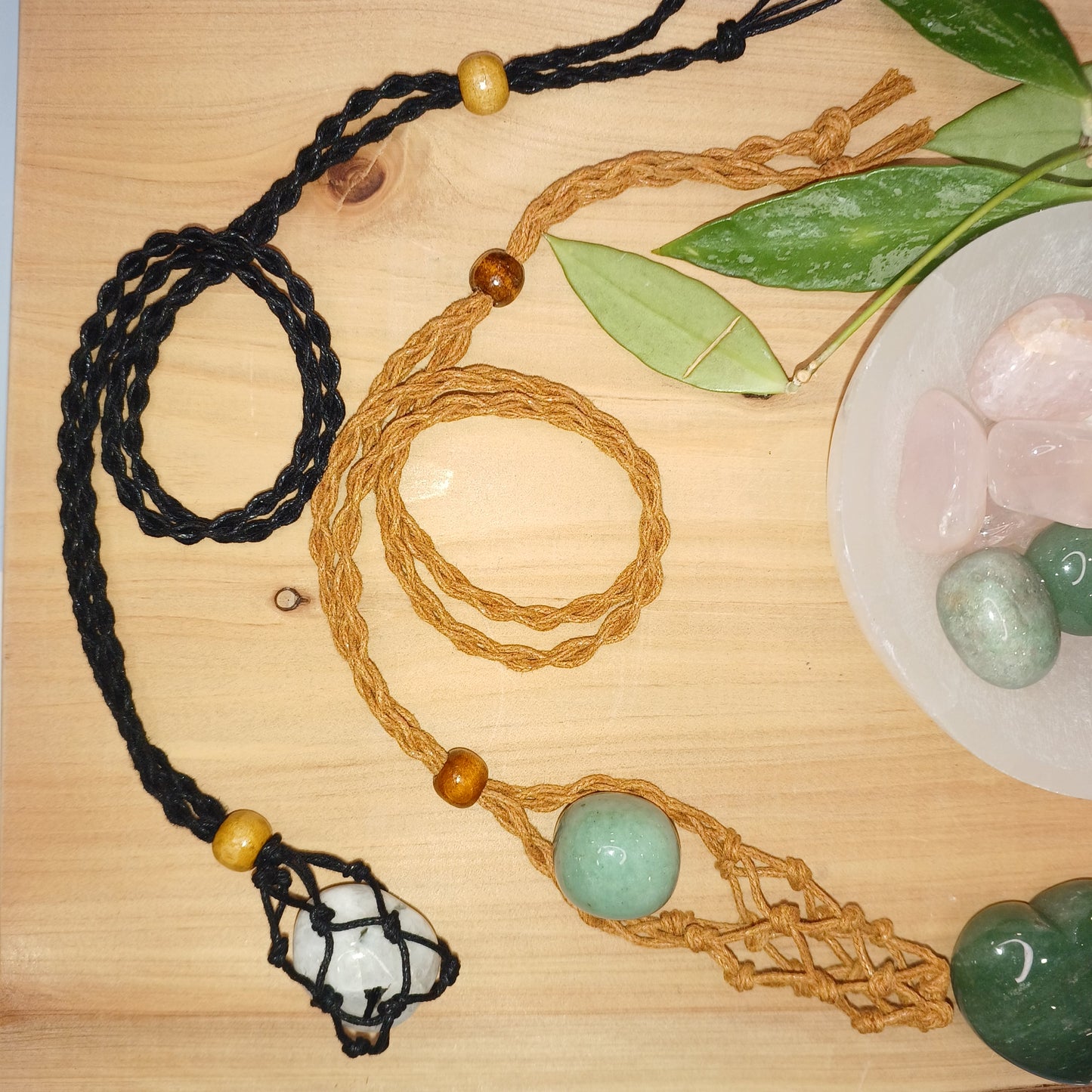 Adjustable Macramé String for Crystals