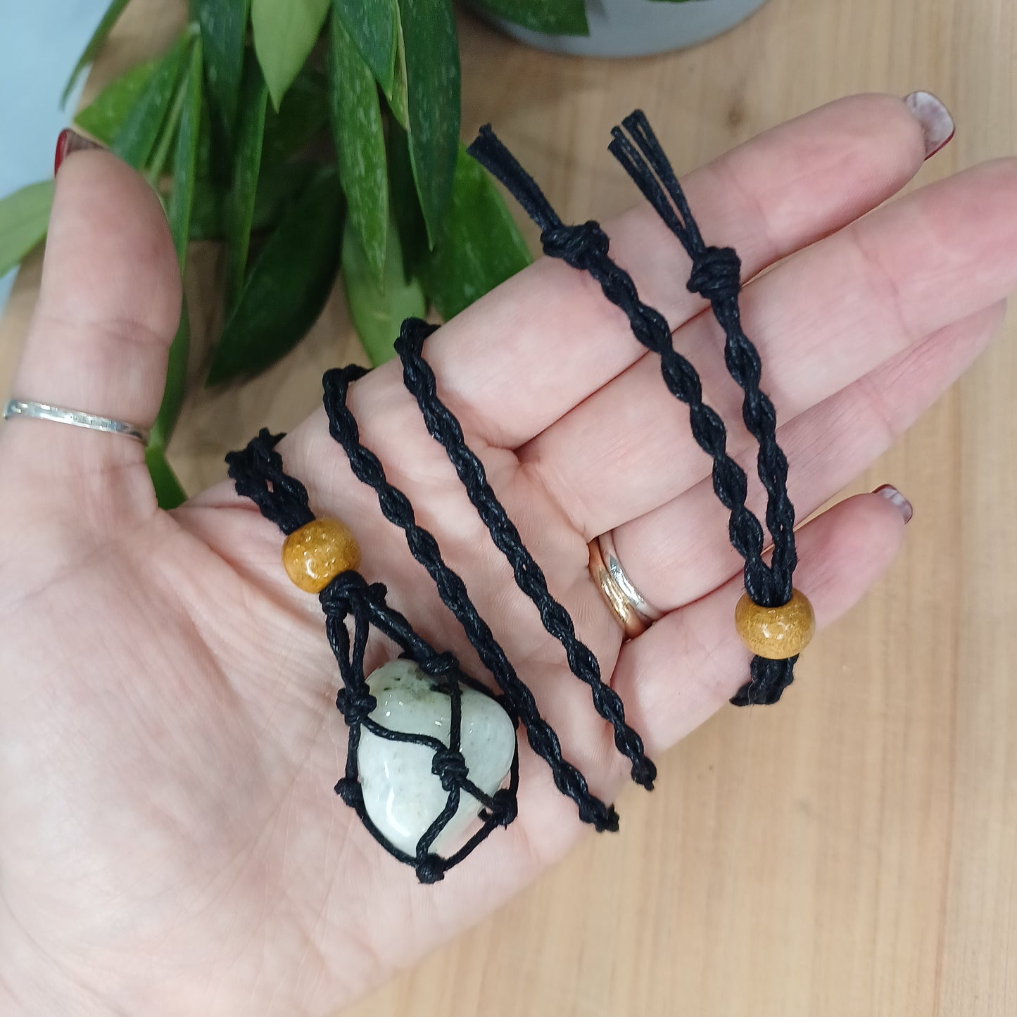 Adjustable Macramé String for Crystals
