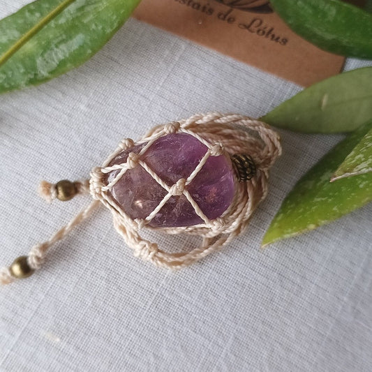 BeachWaves - Handmade Macramé Necklace with Ametrine 